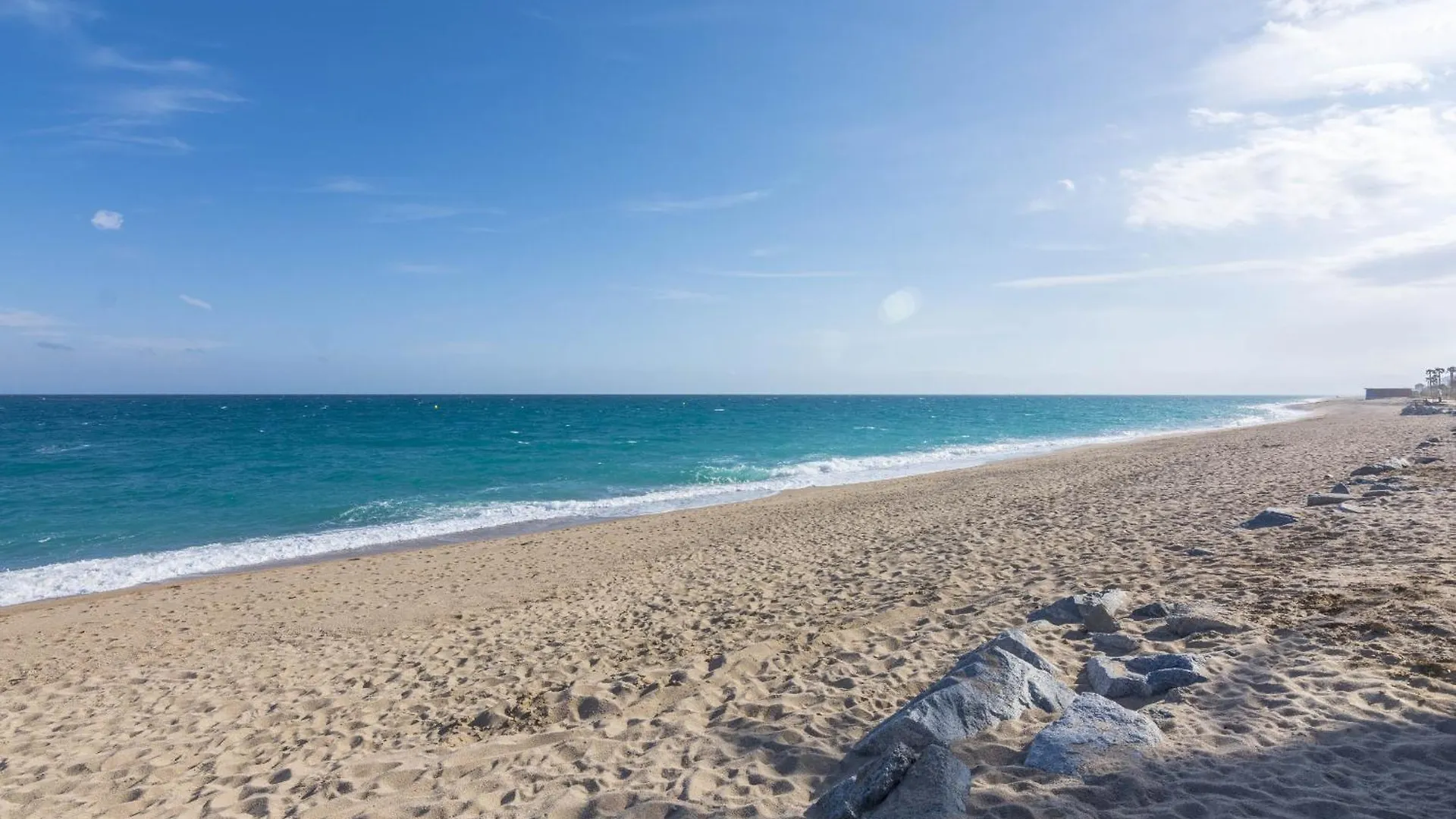 Homeholidaysrentals Blue - Costa Barcelona Pineda de Mar Spain