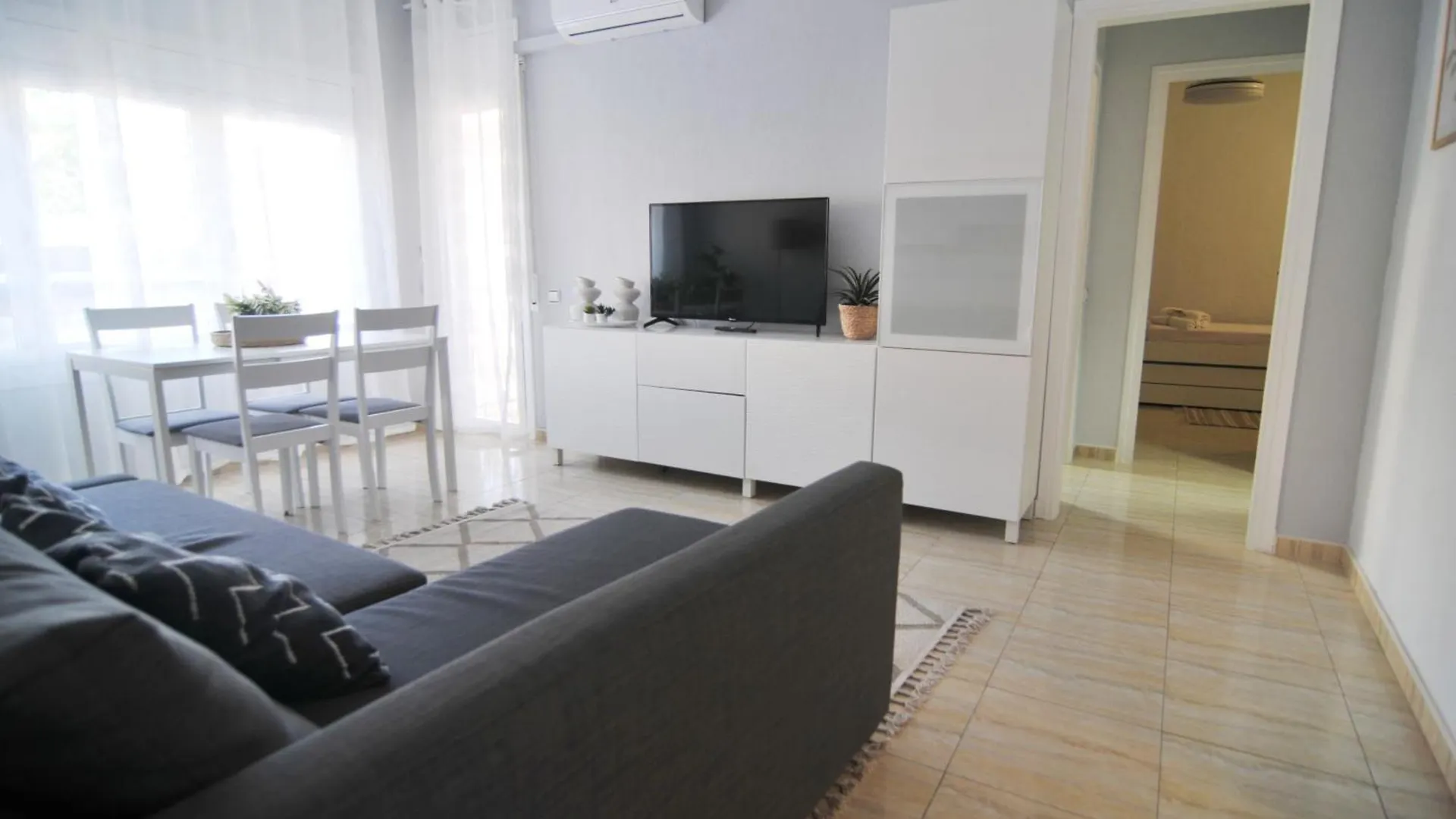 Homeholidaysrentals Blue - Costa Barcelona Pineda de Mar